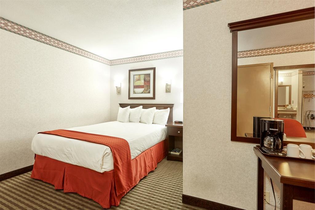 Ramada By Wyndham Abbotsford Otel Oda fotoğraf