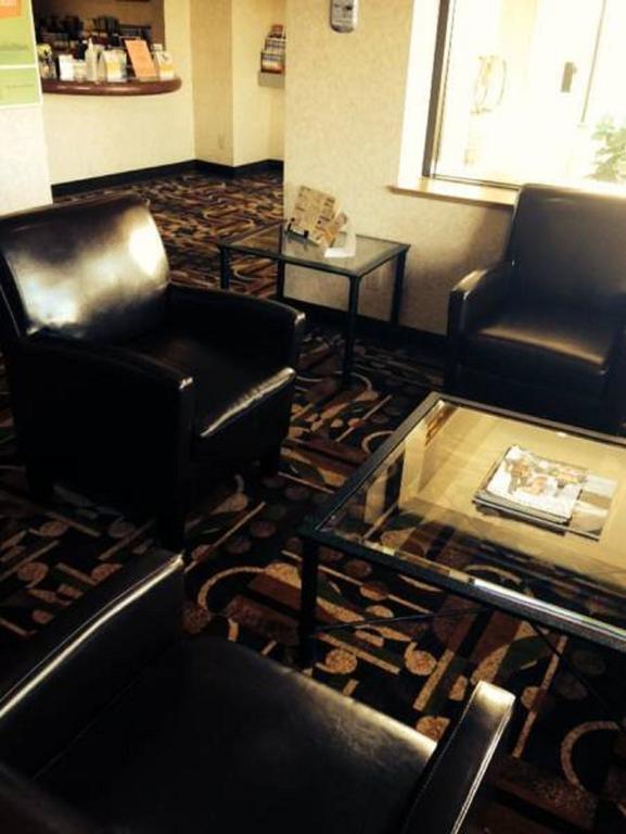 Ramada By Wyndham Abbotsford Otel Dış mekan fotoğraf