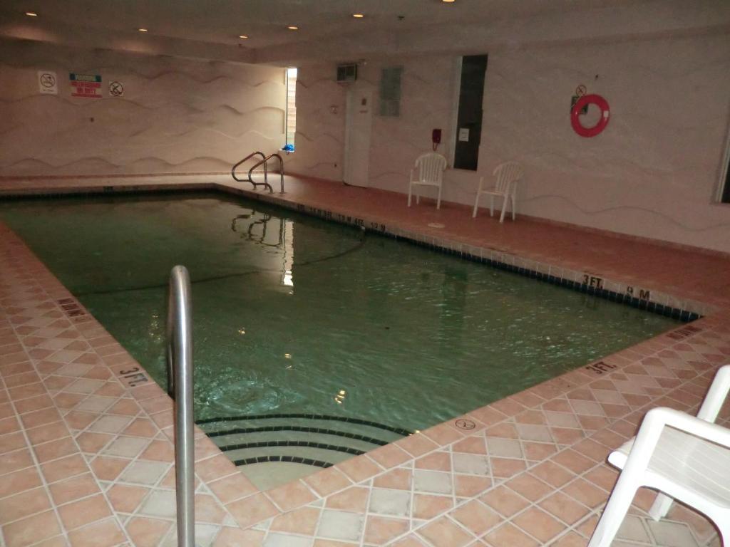 Ramada By Wyndham Abbotsford Otel Dış mekan fotoğraf
