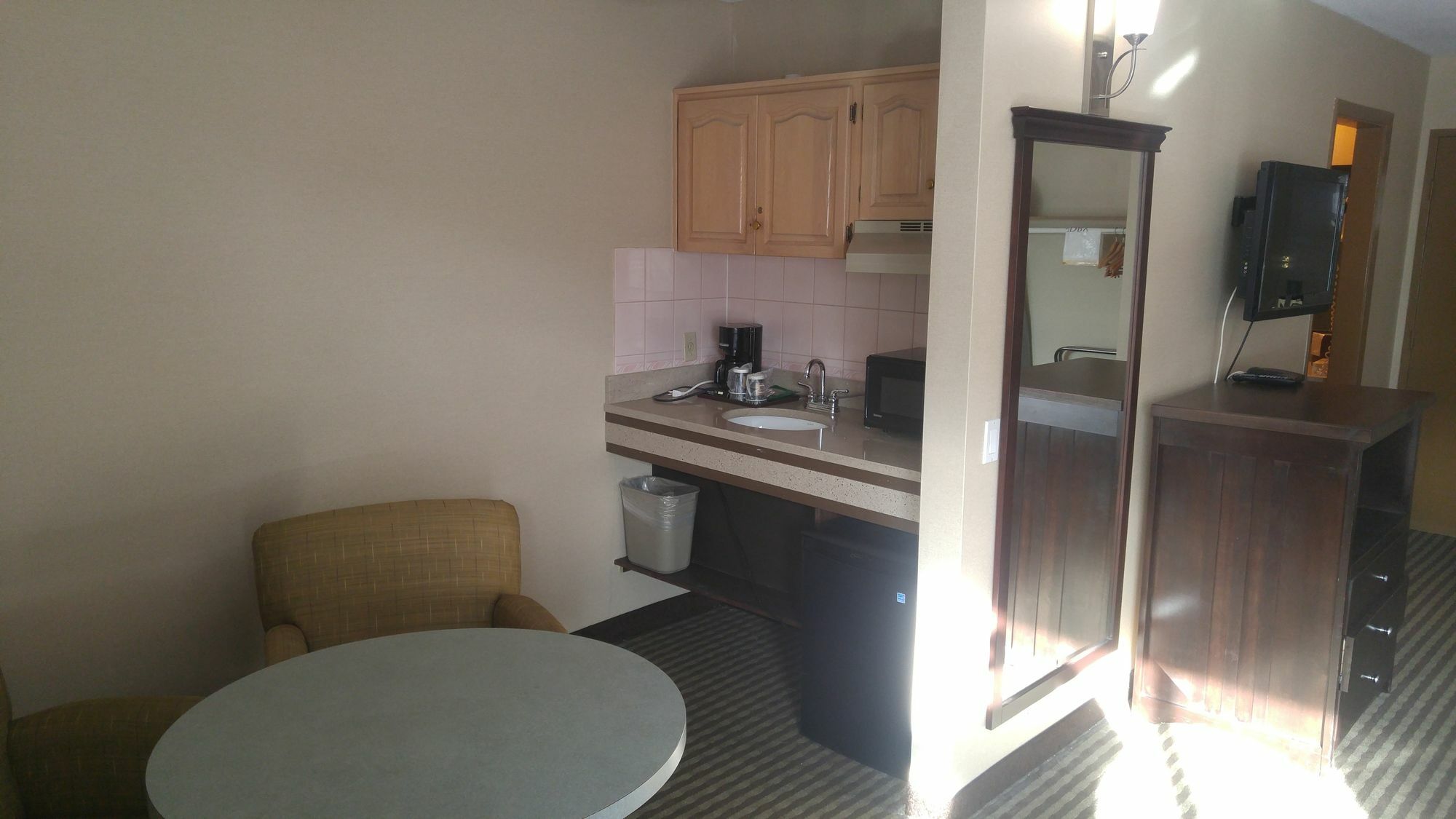 Ramada By Wyndham Abbotsford Otel Dış mekan fotoğraf