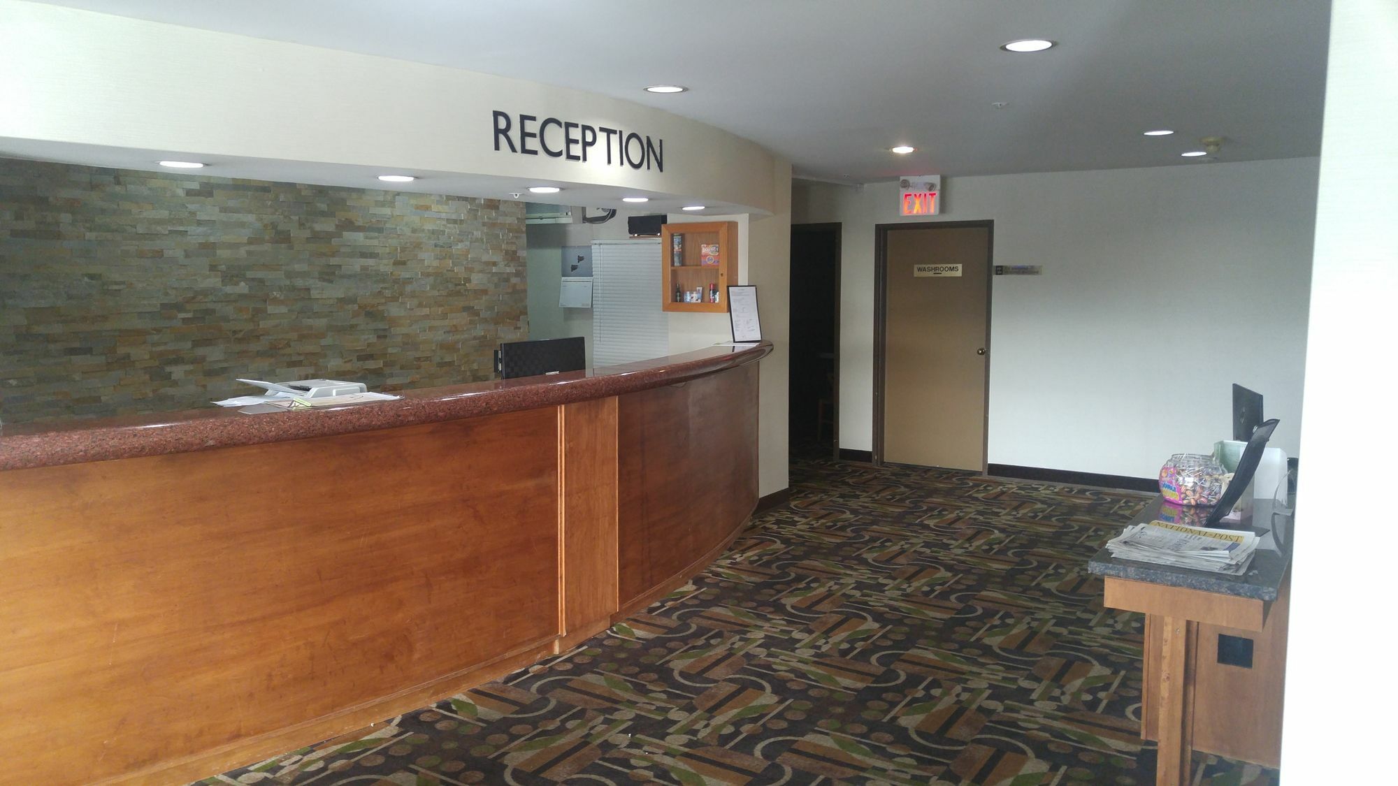 Ramada By Wyndham Abbotsford Otel Dış mekan fotoğraf